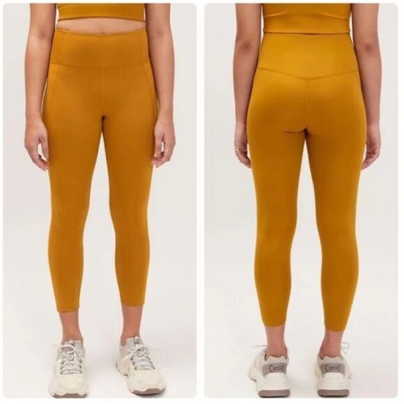 NWT Girlfriend Collective Saddle High Waisted Leggings Small - Picture 1 of 6